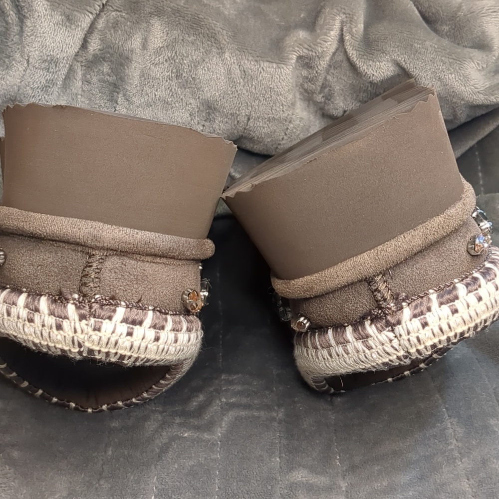 Steve Madden Tan Embellished Mules - Picture 5 of 16